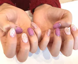 ネイル 【デザイナー】田中 美生のヘアスタイル