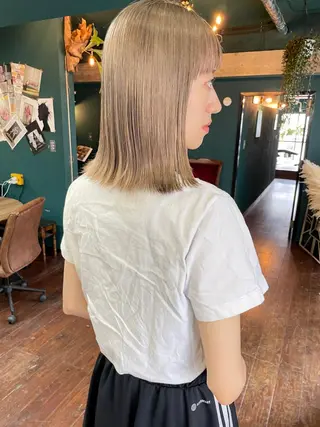 ミディアム vivre libre所属・vivre libreのヘアスタイル
