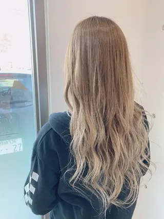 ロング カラー 白髪ぼかしハイライト 柳川拓哉のヘアスタイル