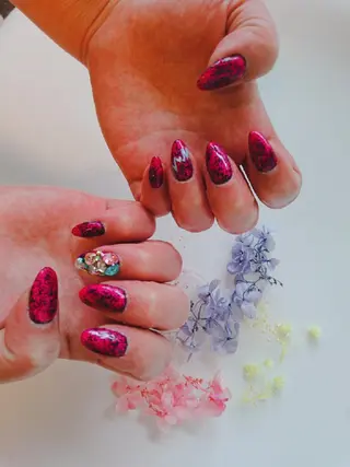 ネイル トミーワイネイル所属・トミー ワイのネイルデザイン