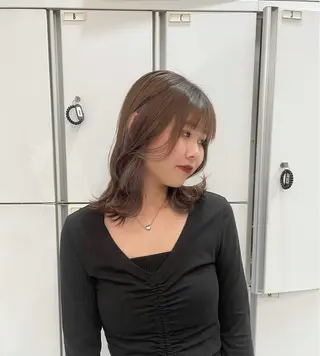 ミディアム カラー nanaka :のヘアスタイル