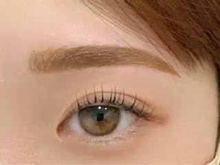 アイブロウ No.3所属・No.3 橋本のマツエク・マツパデザイン