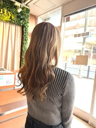 カラー 本田 卓也のヘアスタイル