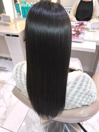 ロング パーマ 安井　昴 💫ブリーチ縮毛矯正のヘアスタイル