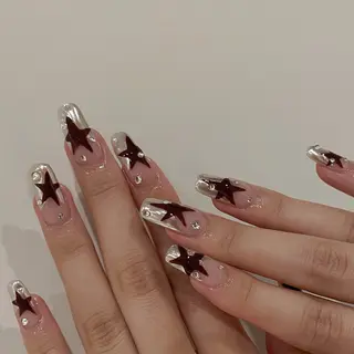 ネイル BONNIE所属・BONNIE MIKIのネイルデザイン