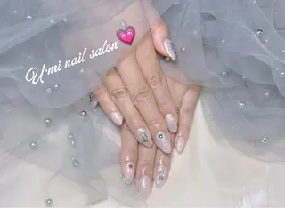 ネイル U·Mi nail salon所属・U·Mi 上野御徒町容のネイルデザイン
