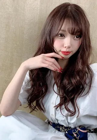 ロング カラー アールバイニーナ所属・R by NINA アールバイニーナのヘアスタイル