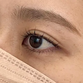 パーマ マツエク・マツパ キンジョウ ハルナのネイルデザイン