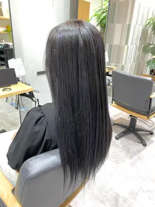 ロング 林 美佑のヘアスタイル