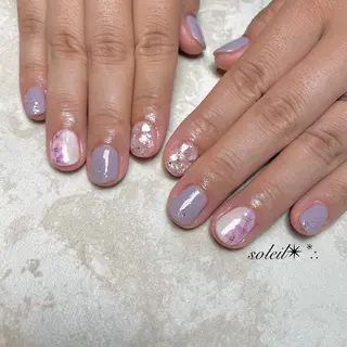 ネイル 粟津 美紀のネイルデザイン