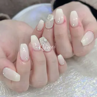 ネイル Queens 榊 まおのネイルデザイン