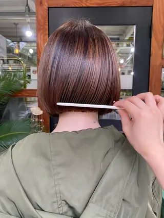 ショート なぎ🌿.∘[ボブ, ニュアンスカラー]のヘアスタイル