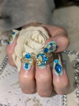 ネイル エステとネイル ローズコンフォートのネイルデザイン