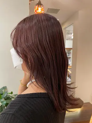セミロング イシバシ ミナミのヘアスタイル