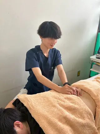 レンタルサロンmahalo所属・岡田 有一郎のエステ・リラクイメージ