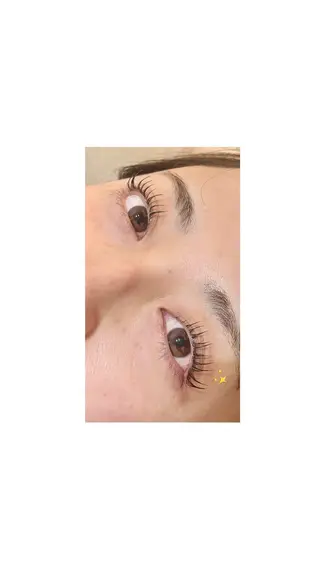 マツエク・マツパ eyelash salon f所属・鈴木 百音のマツエク・マツパデザイン
