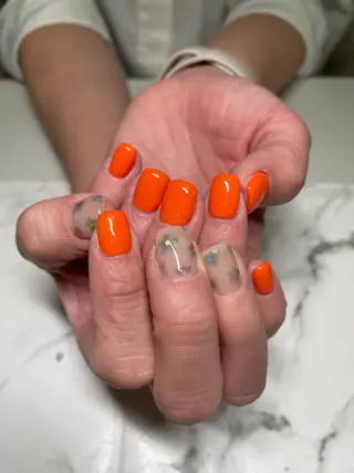 ネイル Mi-roomネイル 耳ツボジュエリーのネイルデザイン