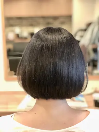 ショート カラー 美髪矯正 🌈髪質改善 山下のヘアスタイル