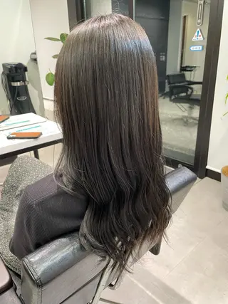 ロング 艶髪カラー特化 mao🍒のヘアスタイル