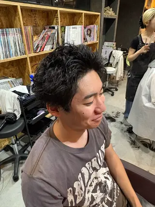 メンズ LATTE 伊勢崎所属・金子 巧のヘアスタイル