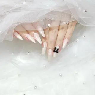 ネイル WISTERIA megumiのネイルデザイン