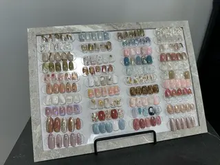 ネイル Kakka Nail Shioriのネイルデザイン