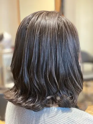 セミロング カラー 関口 友行のヘアスタイル