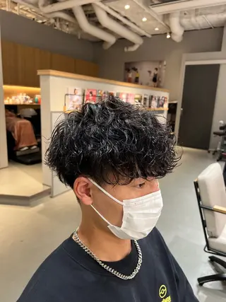 ショート パーマ メンズ unopulir Vamos店所属・梅田茶屋町メンズ 専門美容師 山元一平のヘアスタイル