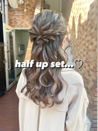 セミロング カラー ヘアアレンジ ハイトーンピンク🍑 ブリーチ🍑RINAのヘアスタイル