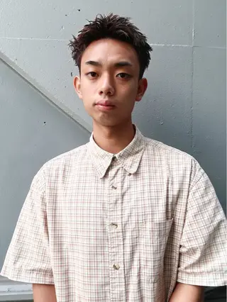 ショート メンズ Rei/ 縮毛矯正/ ハイライトカラー募集のヘアスタイル