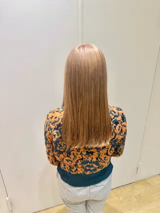 セミロング カラー 吉松 大輝のヘアスタイル