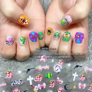 ショート NAILSALON 🍔Timna🍟のネイルデザイン