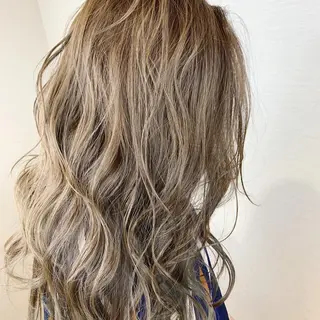セミロング ブリーチなしダブル/ レイヤーカット 小棹のヘアスタイル