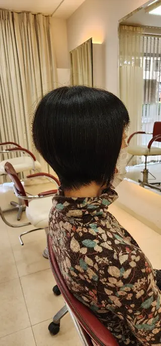 ミディアム カラー hairmake Juinのヘアスタイル