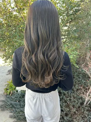 ロング 清原 里菜のヘアスタイル