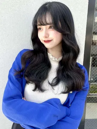 カラー 透明感グレージュ🫧 暗髪カラー🫧のヘアスタイル