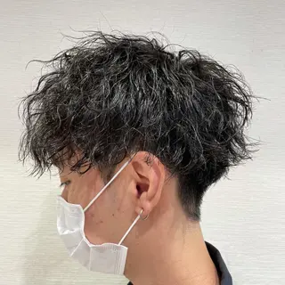 ショート パーマ メンズ 【メンズ縮毛矯正】 田中秀斗のヘアスタイル