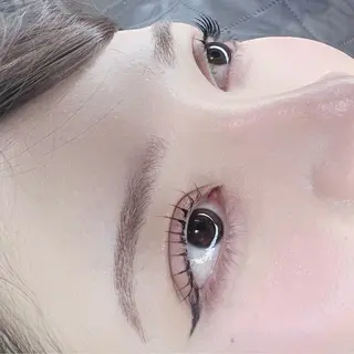 マツエク・マツパ EYE LABO所属・EYE LABO ayakaのマツエク・マツパデザイン