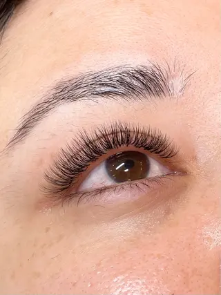 マツエク・マツパ 自まつ毛改善サロンHYGGE青葉台所属・mami saijoのマツエク・マツパデザイン