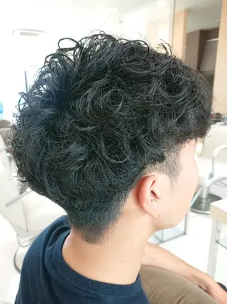メンズ 岩崎 秀之のヘアスタイル
