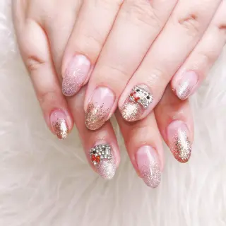 ネイル . JUNのネイルデザイン