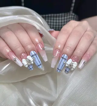 ネイル Maggie Nail🦩のネイルデザイン