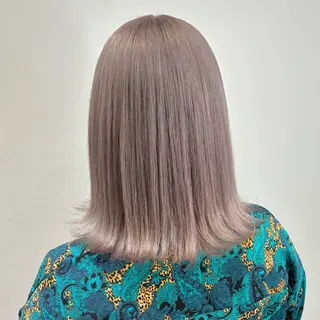 ミディアム kva【キバ】所属・SHIGE 【kva】▽□□▽のヘアスタイル