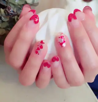 ネイル ネイル＆フラワーサロン〜Ri✦hiro〜鳥栖店所属・HIRATA RIEのネイルデザイン