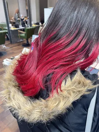 ロング カラー 嶋岡 乃愛のヘアスタイル