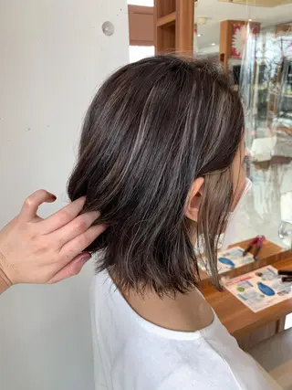 ミディアム カラー 白髪ぼかしハイライト 柳川拓哉のヘアスタイル