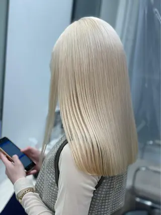 ロング カラー ヘアアレンジ newi 川崎店のヘアスタイル