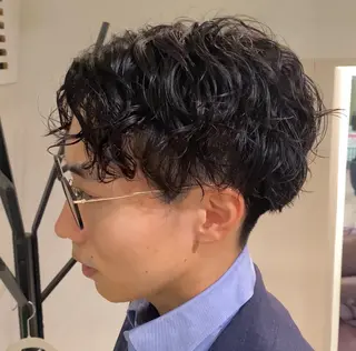 ショート パーマ メンズ ナツハラ サトシのヘアスタイル