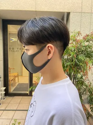 ショート メンズ ☘️ブリーチ/ハイト ーン/レイヤー/のヘアスタイル