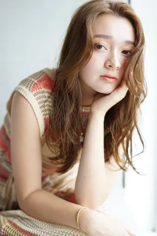 ロング 💫骨格診断カット 🌈KAHOのヘアスタイル